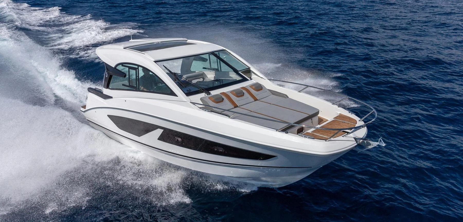 BENETEAU GRAN TURISMO 32