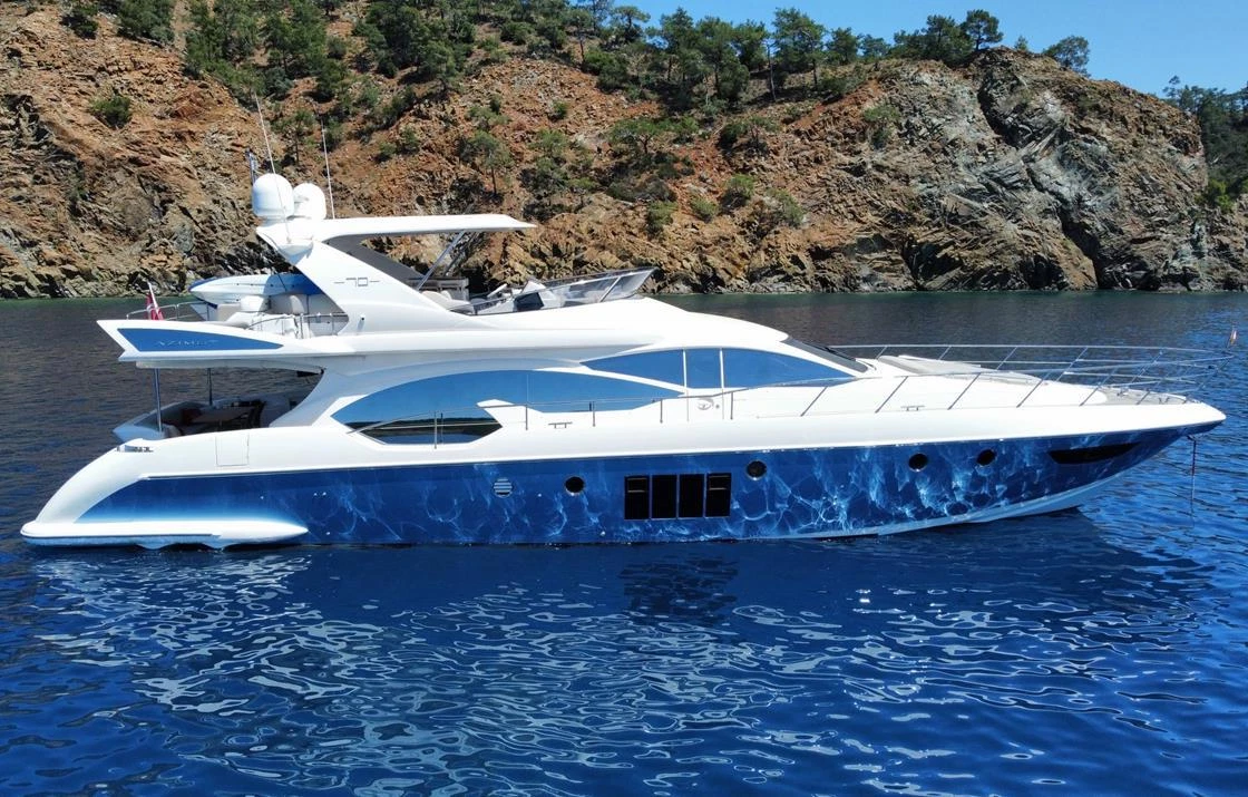 Azimut 70