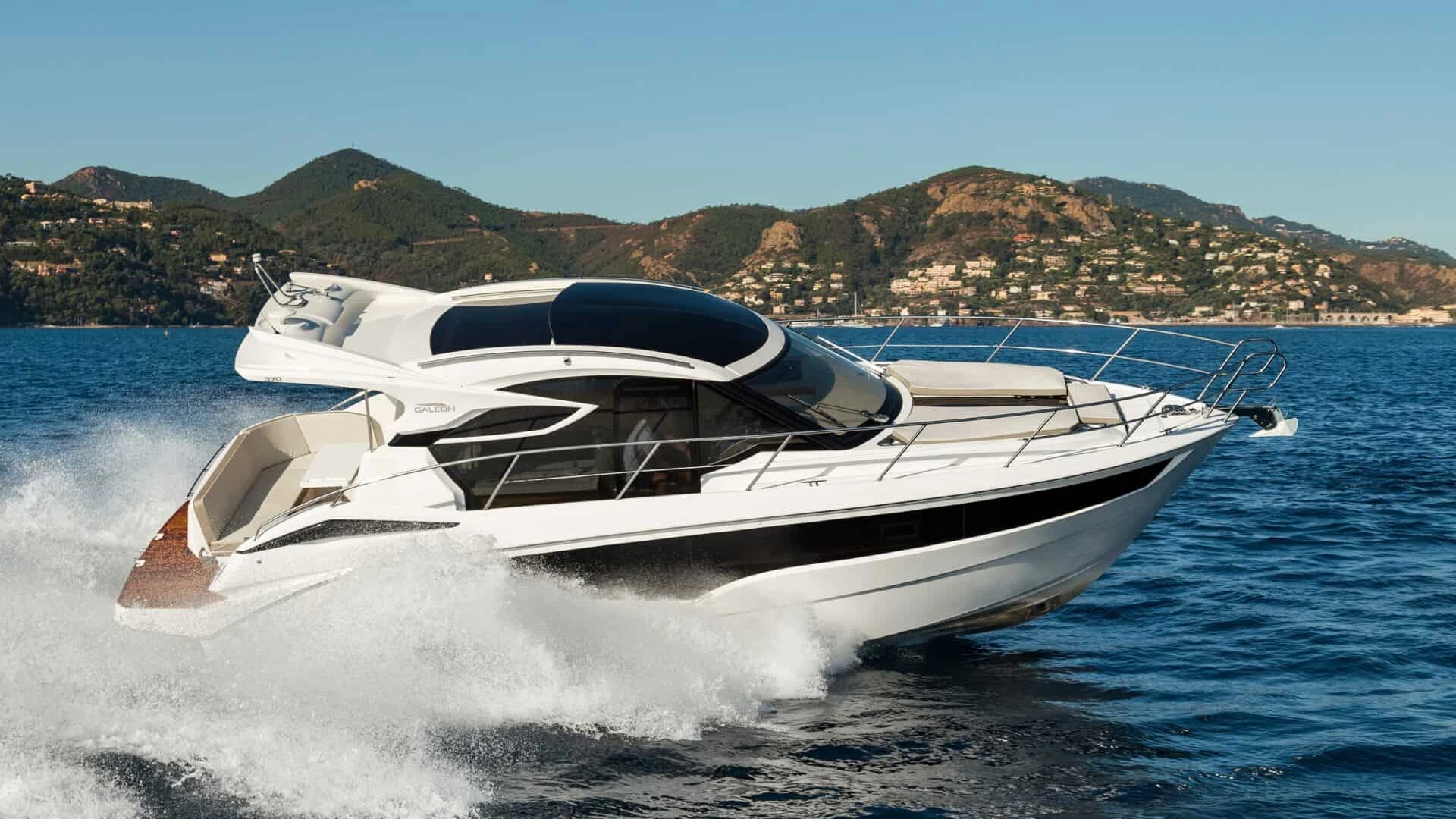 Galeon 370 HTC