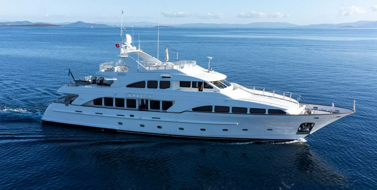 Benetti 115 Gallus