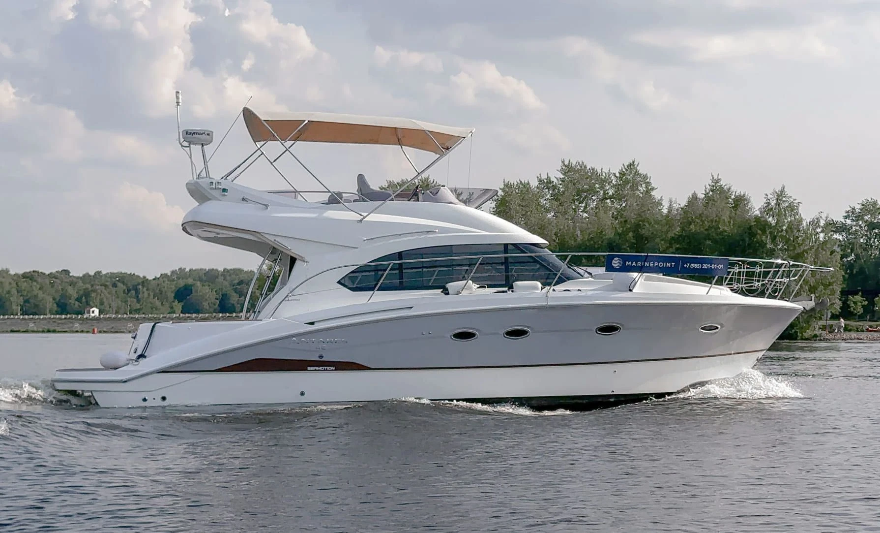 BENETEAU ANTARES 42