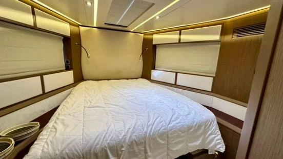 Яхта Beneteau Monte Carlo 6 2018 12