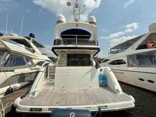 Яхта Princess 62 2008 2