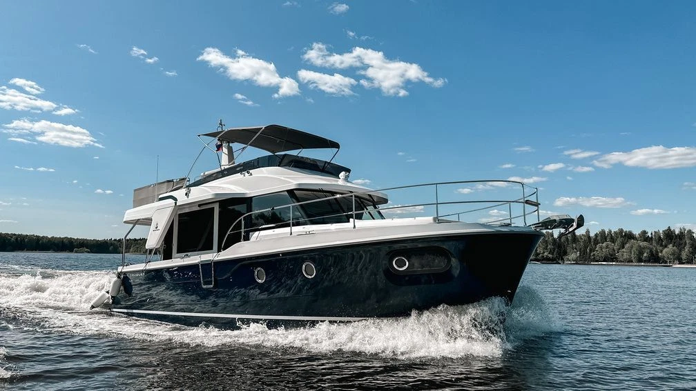 BENETEAU SWIFT TRAWLER 41 FLY