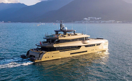 Яхта Vista 142  7