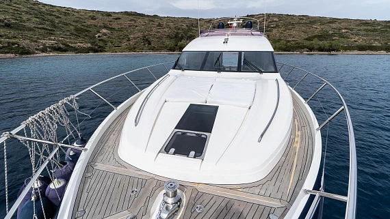 Яхта Princess 64 2012 7