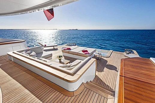Яхта Benetti 40M Oasis 2024 6