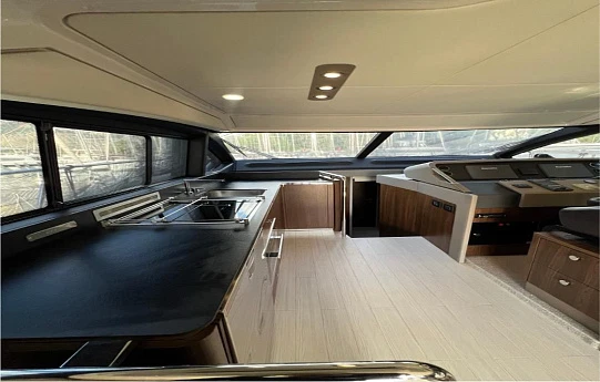 Яхта Azimut 50 fly 2017 8