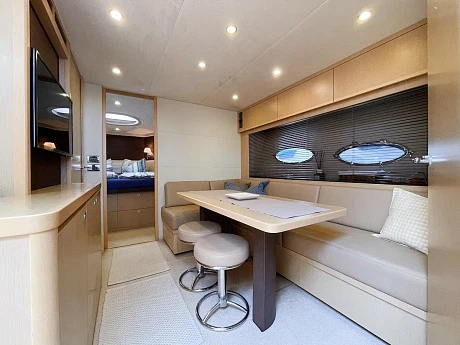 Яхта Princess V62 2010 15