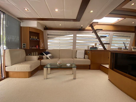 Яхта Ferretti 731 2009 15