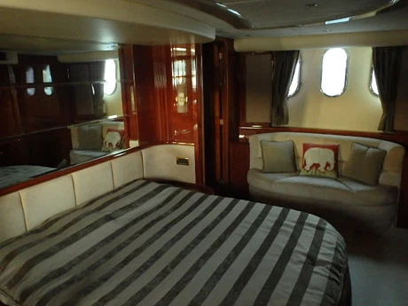 Яхты Azimut 80 2002 18
