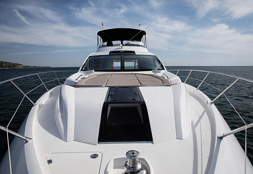 Яхта Sunseeker 68 Sport Yacht 2016 15