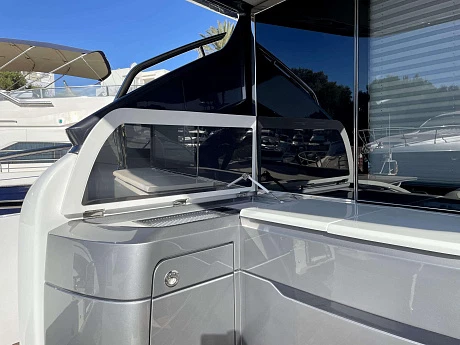 Princess V60 yacht 2021 13