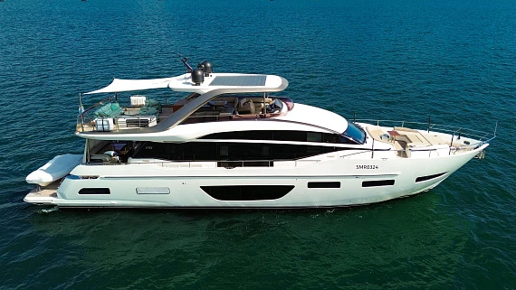 Яхта Princess Y85 2020 1