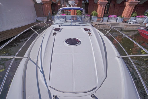 Яхта Bavaria 330 SPORT 2007 6