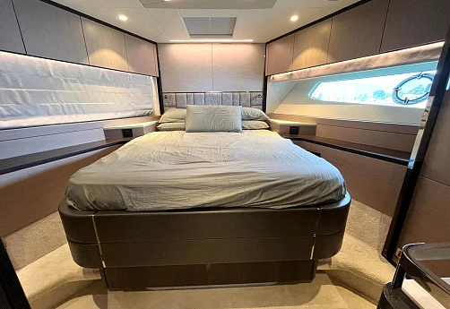 Sunseeker Manhattan 68 yacht 2020 15