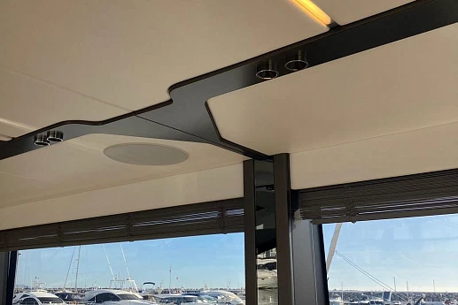 Sunseeker Sport 65 yacht 2022 10