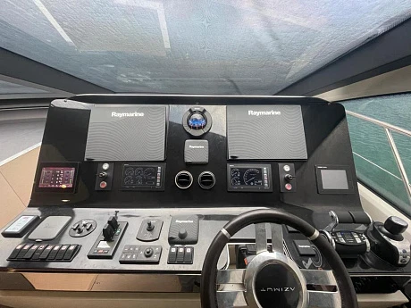 Яхта Azimut 80 2014 13