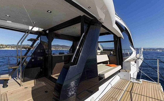 Яхта Galeon 510 SKYDECK  5