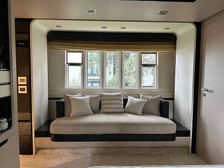 Яхта Azimut 80 Flybridge 2018 8