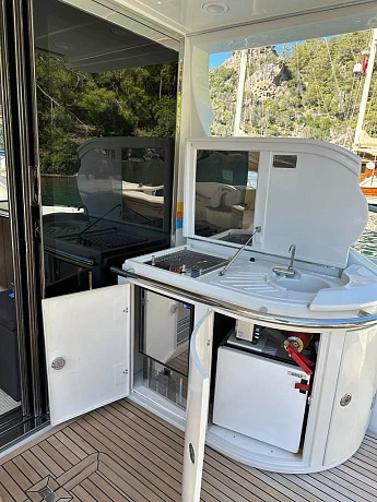 Яхта Azimut 62S 2012 2