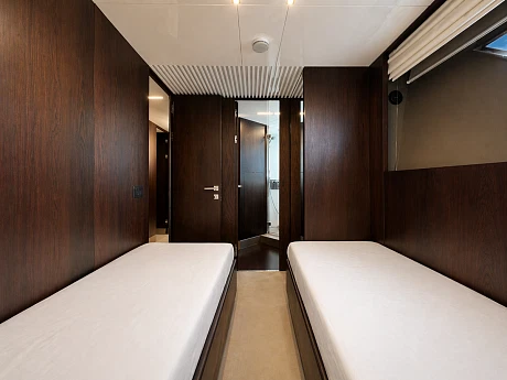 Яхты Ferretti 850 2017 19