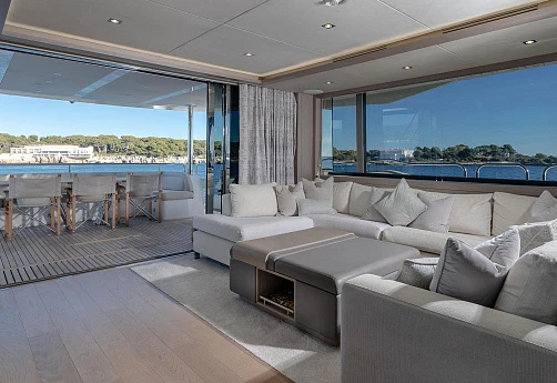 Яхта Sunseeker 95 2018 9