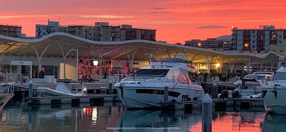 Яхта Azimut S6 Sportfly 2023 9