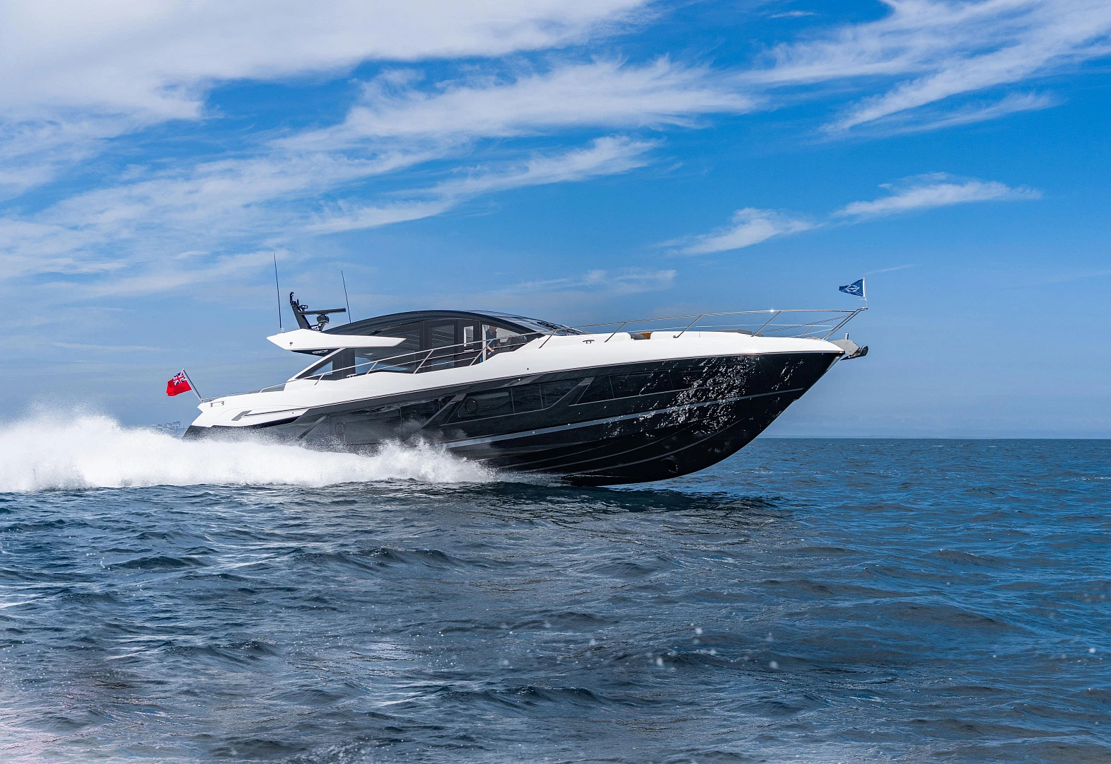 Sunseeker Predator 74 XPS