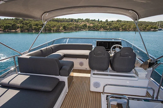 Azimut S7 yacht 2018 15