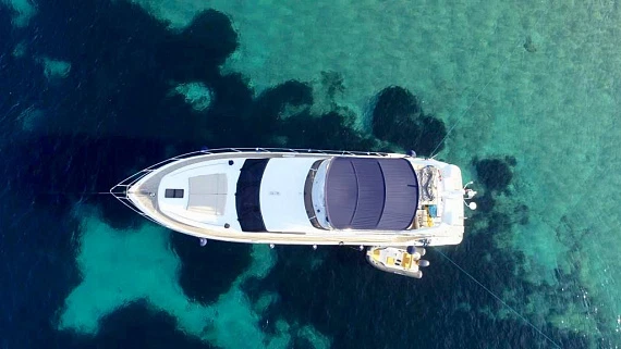 Яхта Princess 62 2009 2