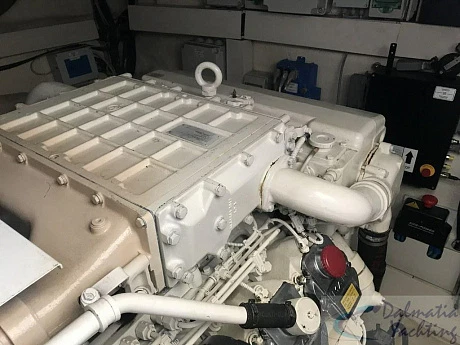 Ferretti 592 yacht 2010 14