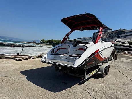 Яхта Yamaha 242 EX 2018 4