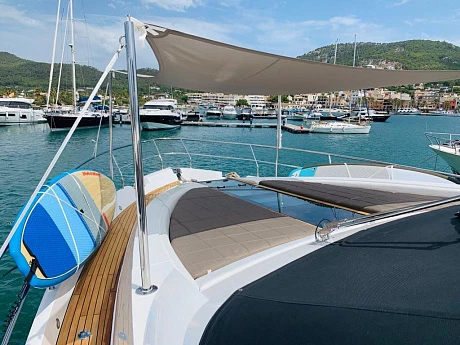 Fairline Squadron 65 yacht 2014 14