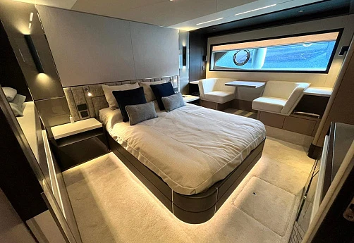 Sunseeker Manhattan 68 yacht 2020 14