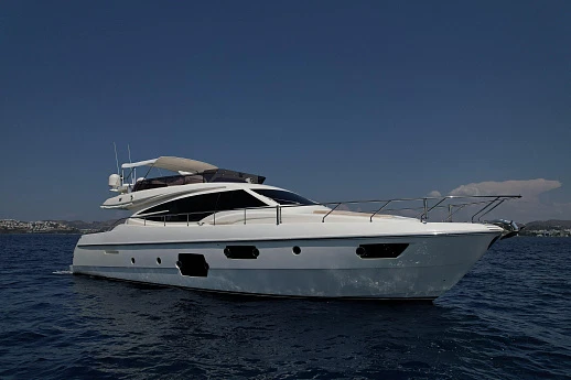 Яхта Ferretti 620 2013 13