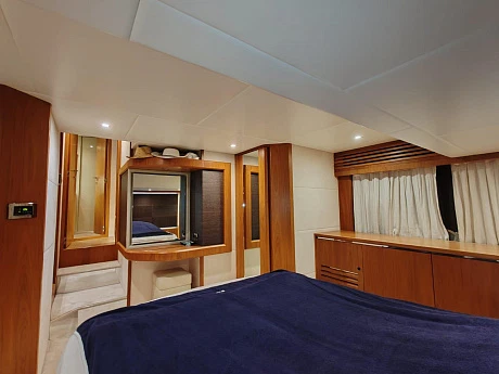 Absolute 52 FLY yacht 2014 14