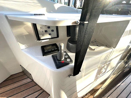 Яхта Beneteau Monte Carlo 52 2022 5