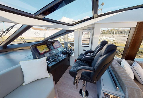 Sunseeker Predator 74 XPS Special Edition yacht 2021 7