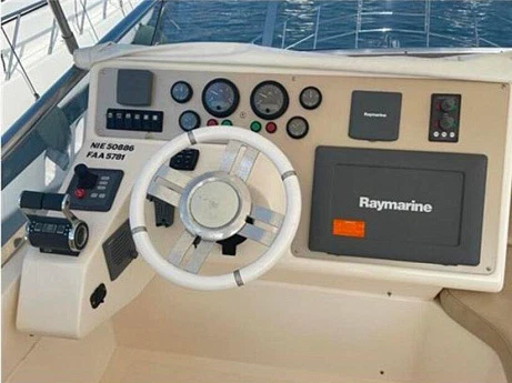 Azimut 53 Fly yacht 2011 4