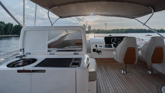 Яхта Princess 49 2019 15