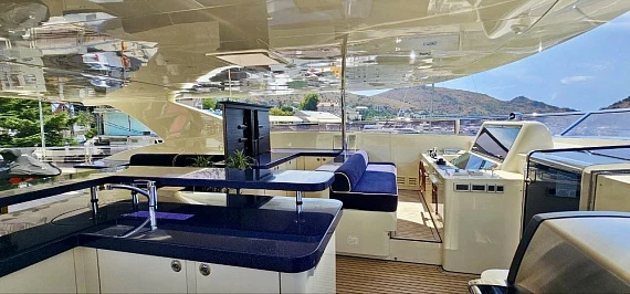 Horizon 122 yacht 2009 38