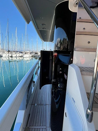 Яхта Absolute Navetta 64 2022 5