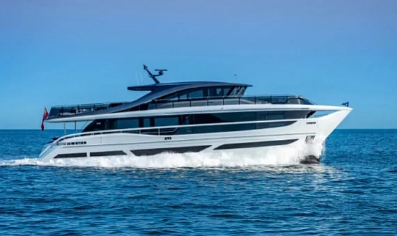First yacht Sanlorenzo 72Steel 3