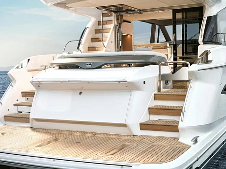 Яхта Princess F58  8