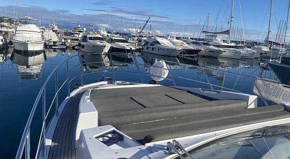 Azimut S6 Sportfly yacht 2019 2