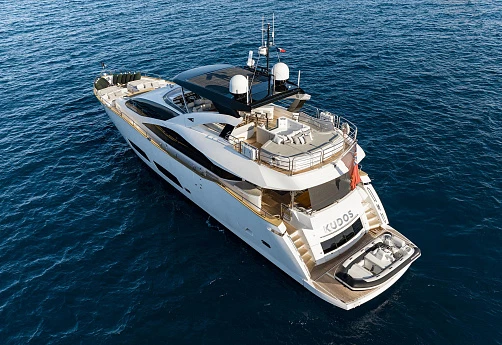 Яхта Sunseeker 28 2013 10