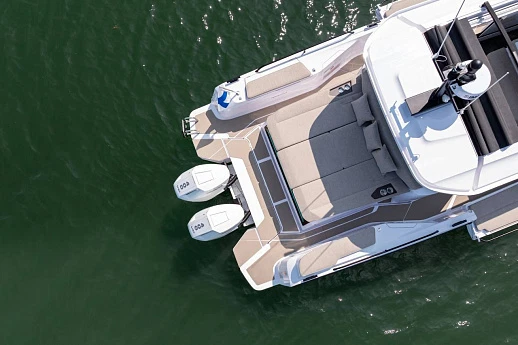 Яхта Axopar 45 XC Cross Cabin  4