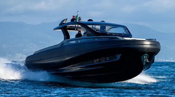 Яхта Rebel 55  1