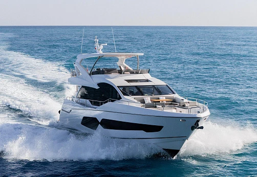 Яхта Sunseeker 76 2020 3